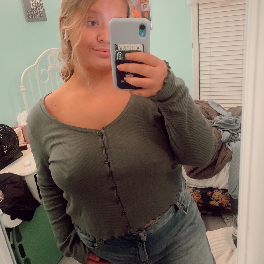 American eagle green lettuce button down shirt
